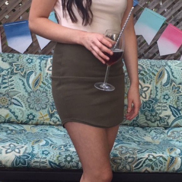 Missguided Bodycon Skirts - Picture 5 of 5